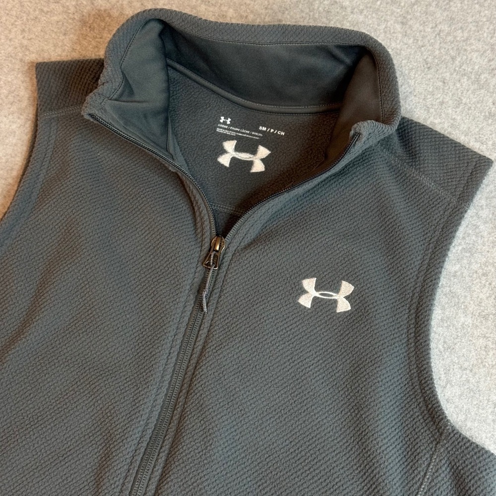 Under Armour Mens Small Waffle Fleece Full Zip Vest Gray Loose Fit Mock Neck